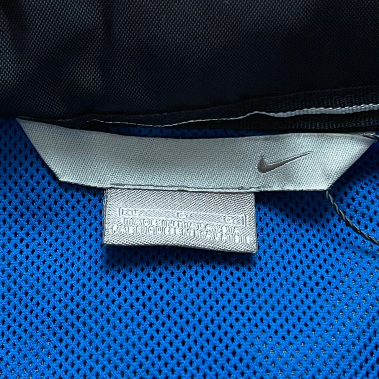 Vintage Nike Packable Hood Windbreaker Jacket - Used