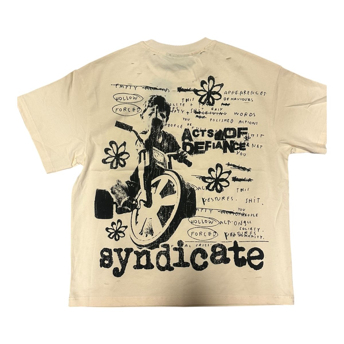 SYNDICATE "DEFIANCE" BOXY TEE CREAM