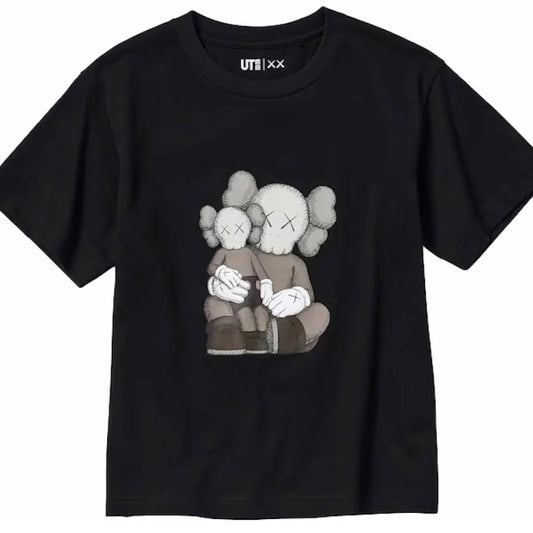 KAWS x Uniqlo KIDS UT
Graphic T-shirt (US Sizing)
