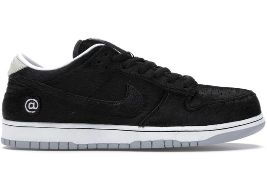 Nike SB Dunk Low Medicom Toy (2020) - Used