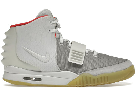 Nike Air Yeezy 2 Pure Platinum (MISSING 1 LACE TIP)